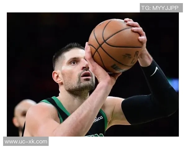 文班真不好对付武切维奇三分表现出色却内线失准贡献全面数据